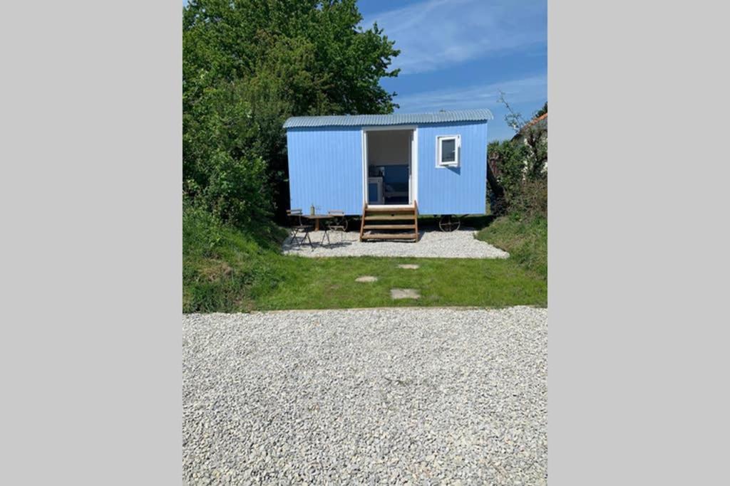 Ferienwohnung Apple Tree Hut Tenby Exterior foto