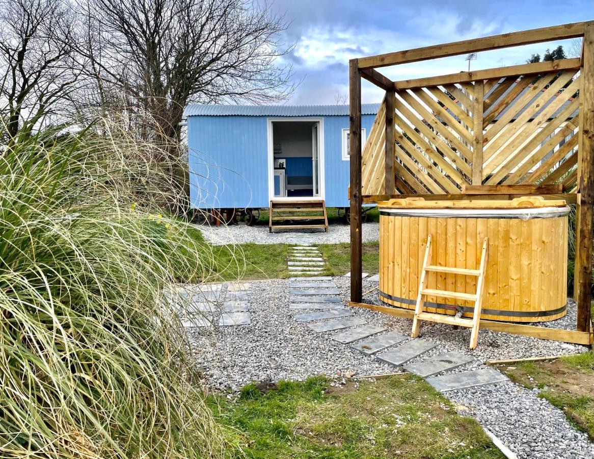 Ferienwohnung Apple Tree Hut Tenby Exterior foto
